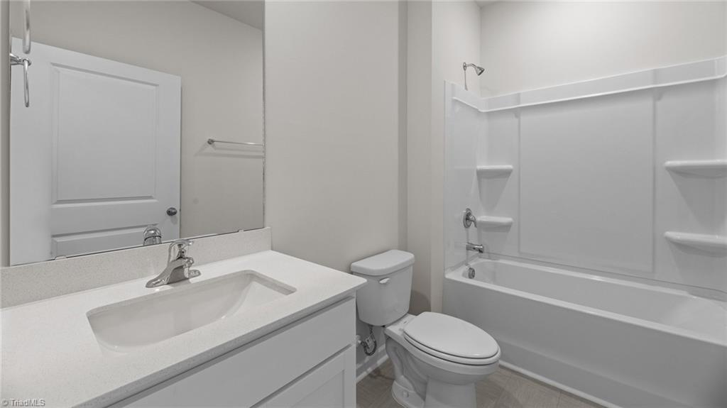 6976 Saddlebred Drive Property Photo 4