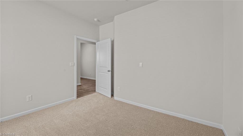 6976 Saddlebred Drive Property Photo 6