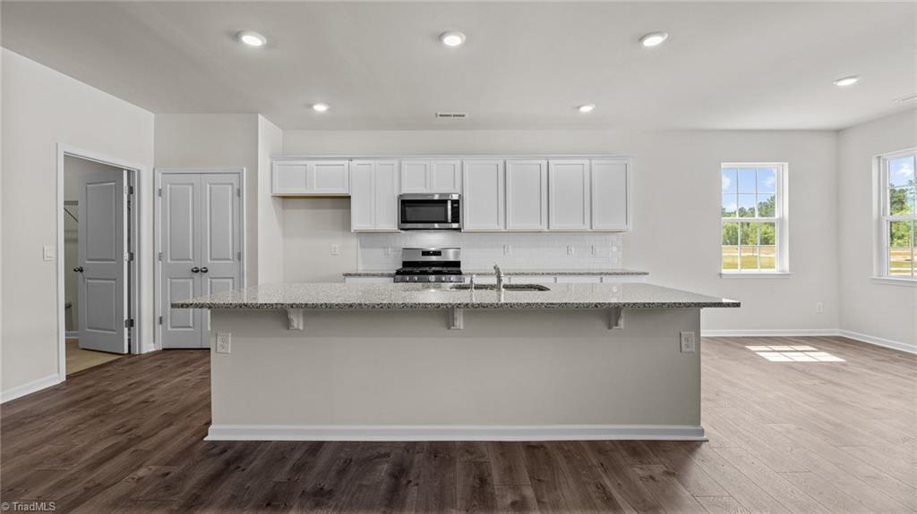 6976 Saddlebred Drive Property Photo 15