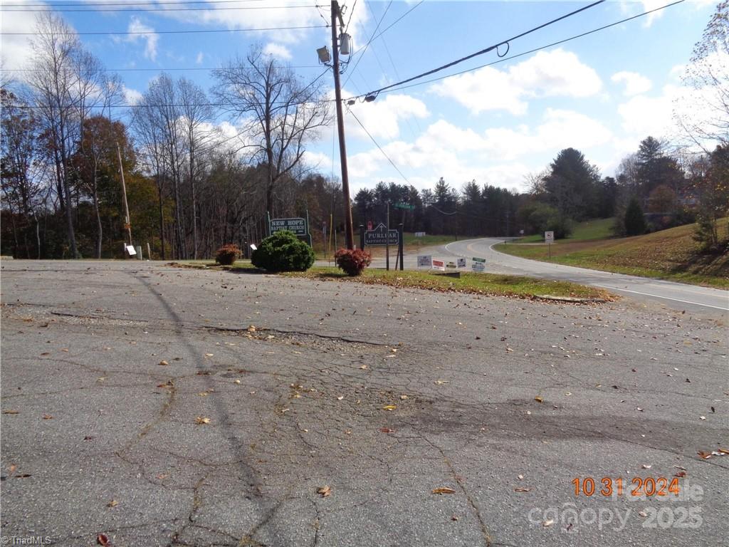 8172 Boone Trail Property Photo 7