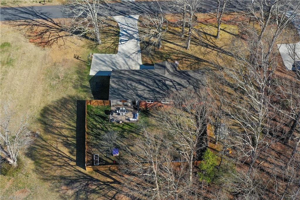 4950 Belgrove Road Property Photo 5