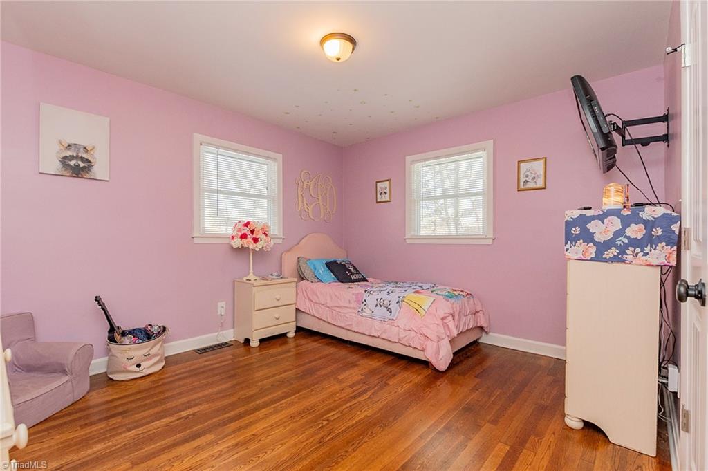 4950 Belgrove Road Property Photo 22