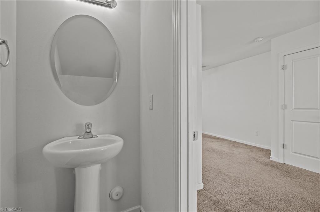 5304 Northridge Drive Property Photo 10