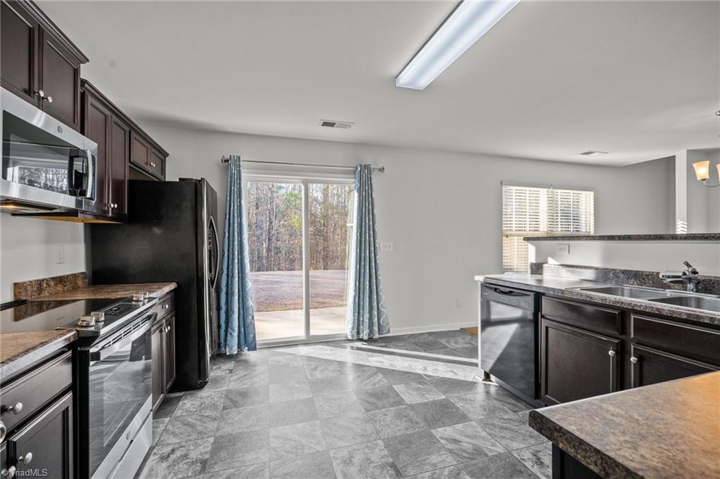 5304 Northridge Drive Property Photo 15