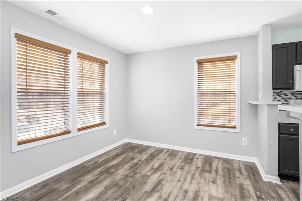 2111 Lambeth Farm Lane Property Photo 4