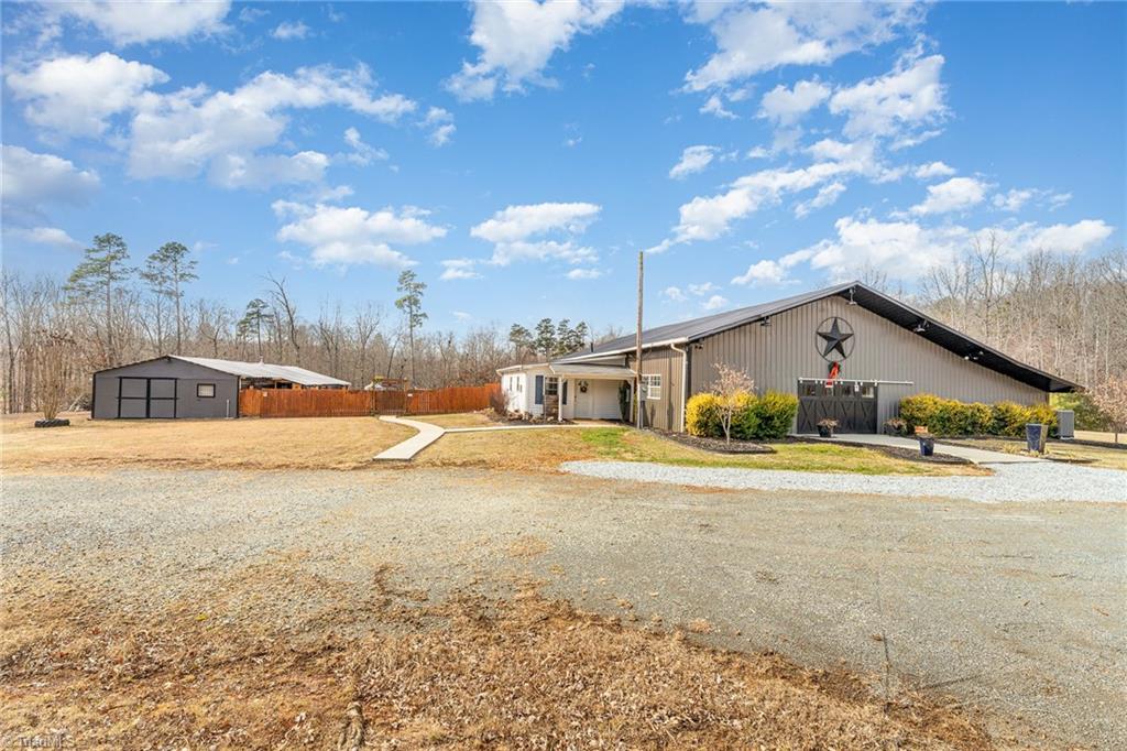 23122 Nc Highway 109 Property Photo 3