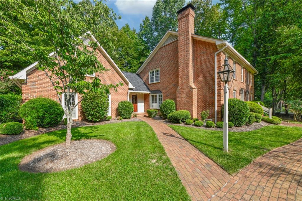 5 Kenbridge Court Property Photo 4
