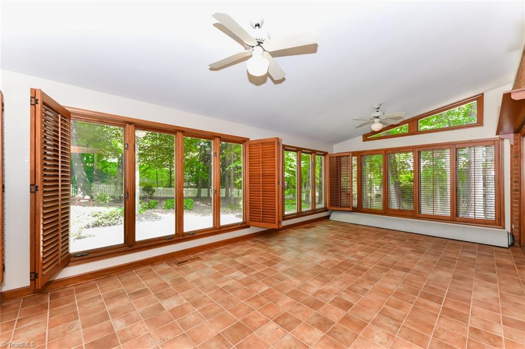 5 Kenbridge Court Property Photo 15