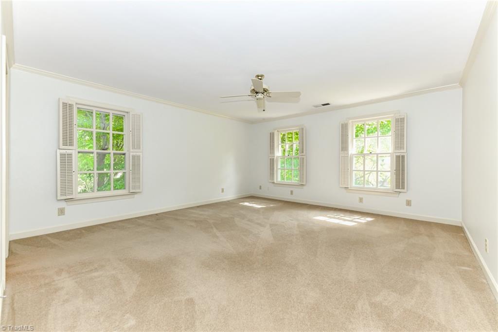 5 Kenbridge Court Property Photo 25