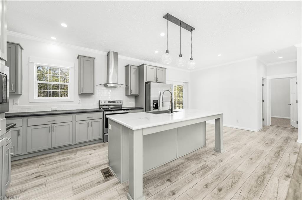 4728 Miller Road Property Photo 1