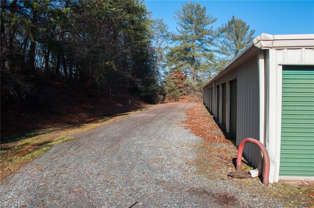 669 Nc Highway 16 N Property Photo 7