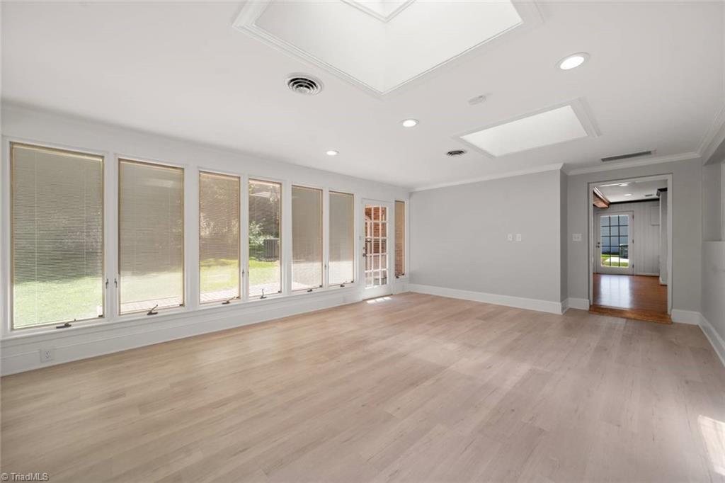 862 Kenwick Drive Property Photo 23