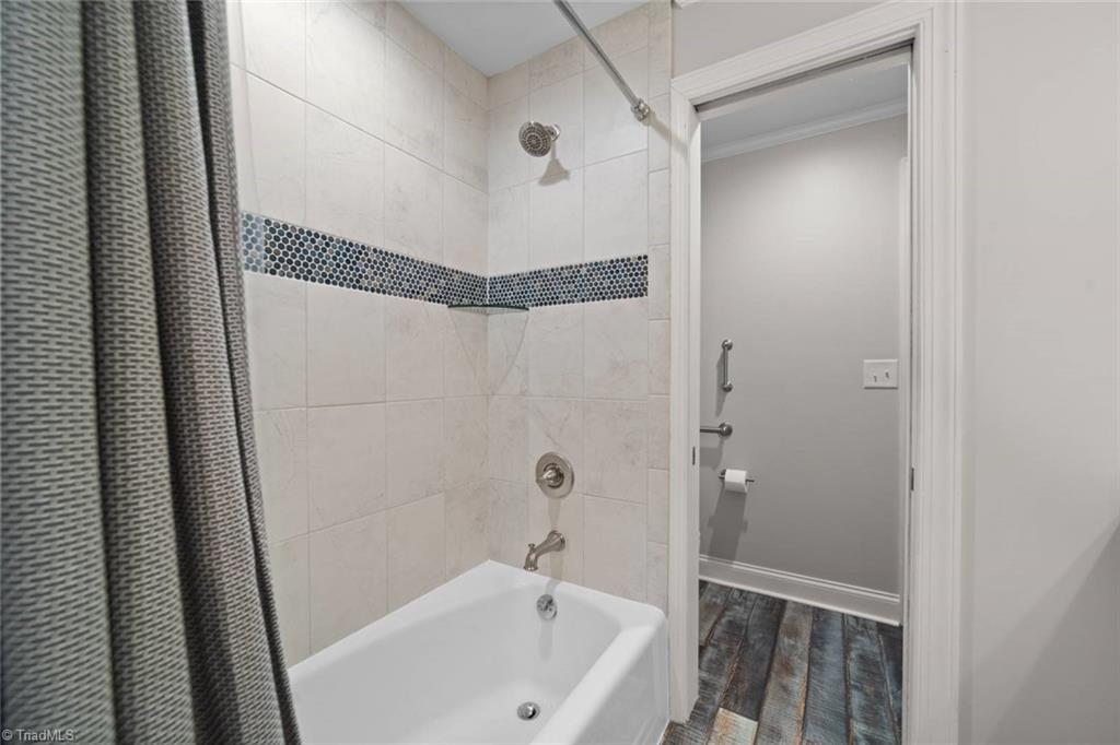 862 Kenwick Drive Property Photo 29