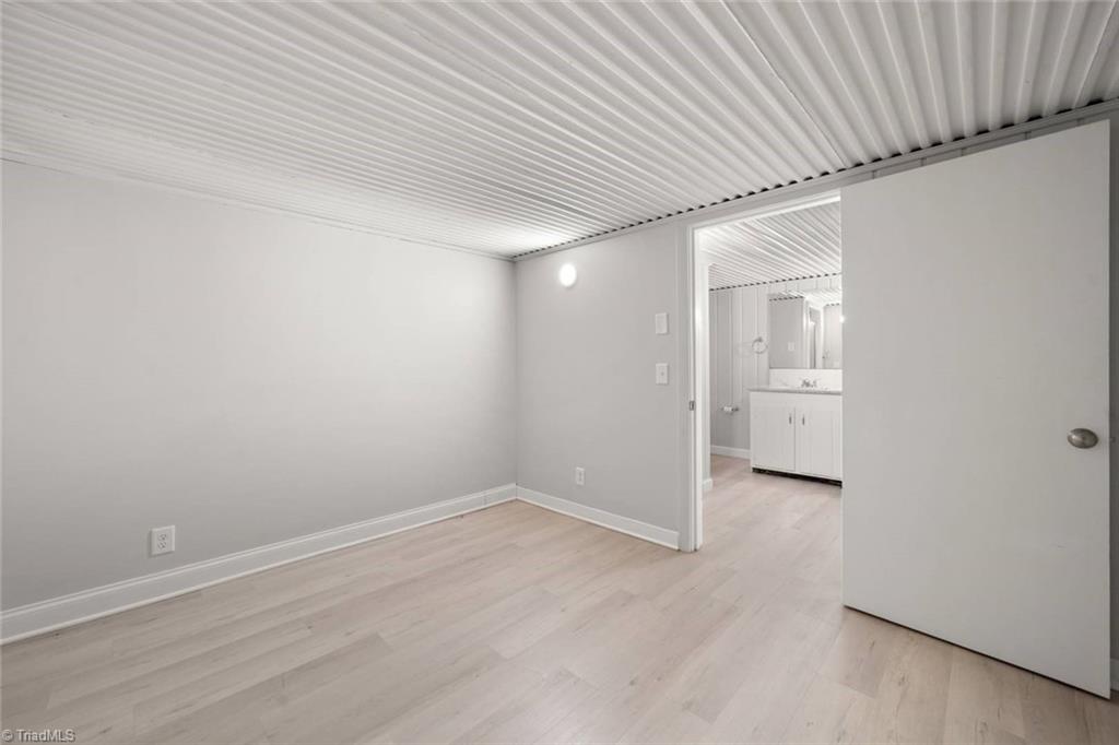 862 Kenwick Drive Property Photo 40