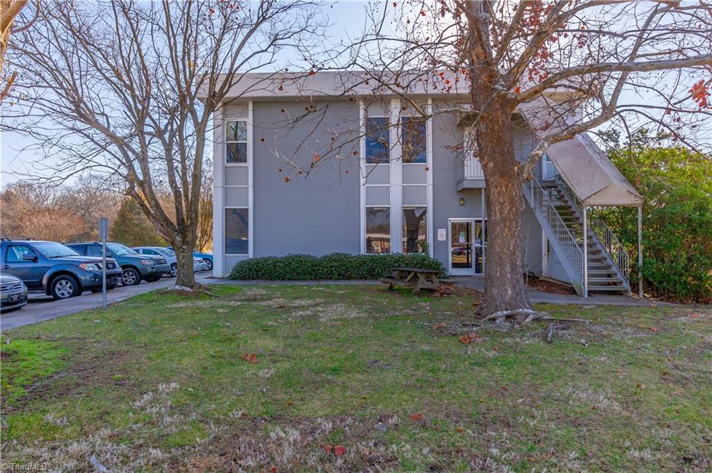 812 Innes Street Property Photo 38