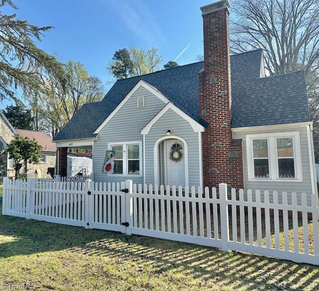 1427 S Fayetteville Street Property Photo 4