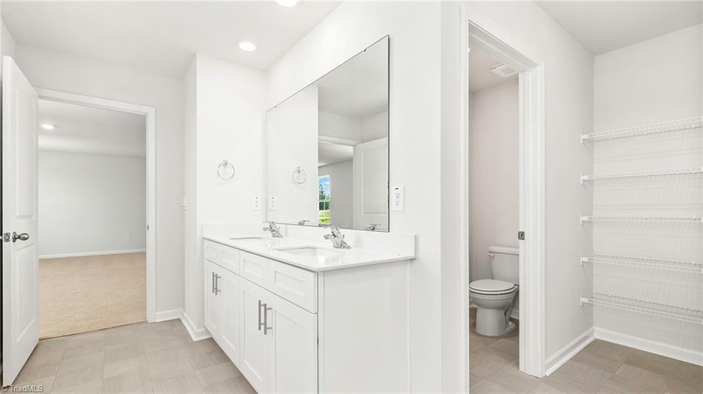 328 Willowbrooke Way Property Photo 18