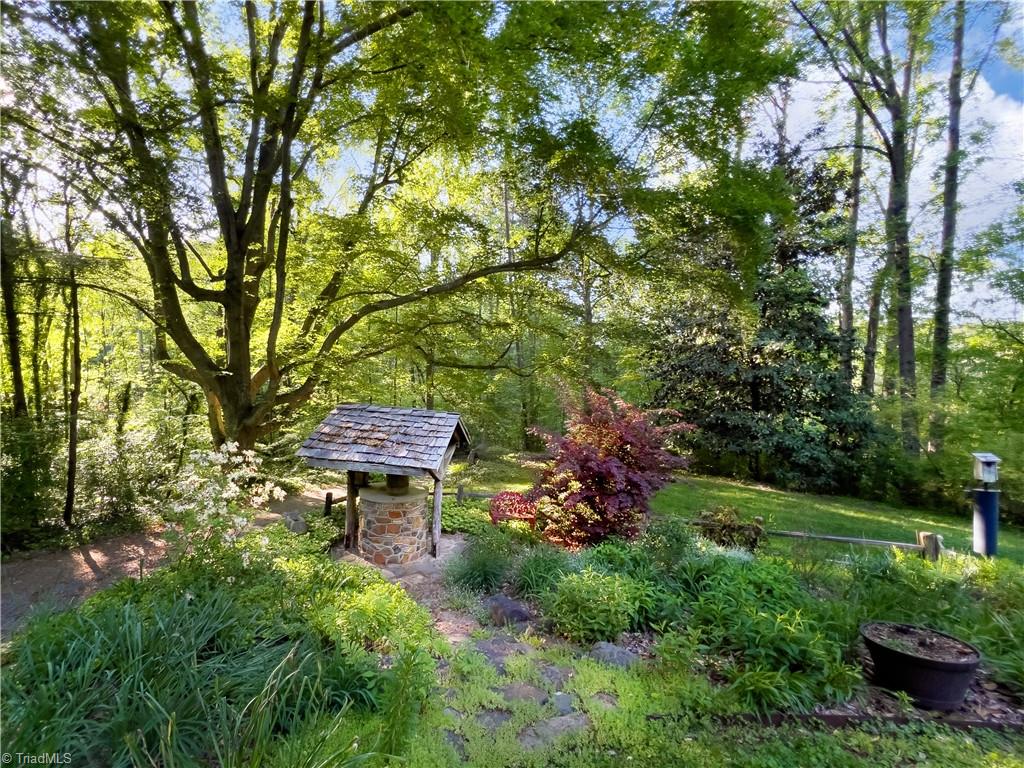 2106 Bethabara Road Property Photo 8