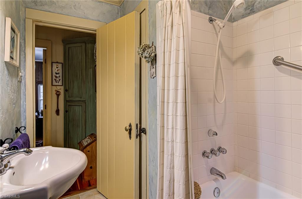 2106 Bethabara Road Property Photo 24
