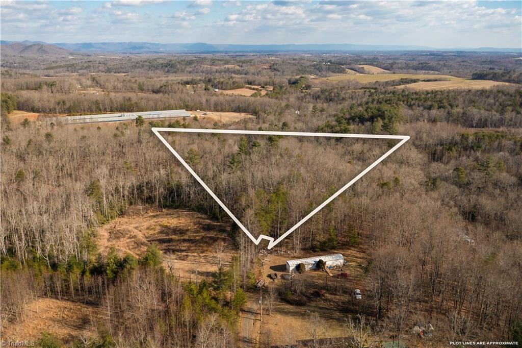 17.96 Acres Aubrey Thomas Lane Property Photo 1
