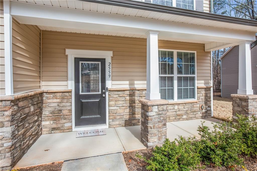 2559 Wallingford Road Property Photo 4