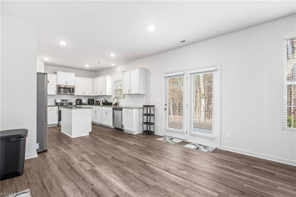 2559 Wallingford Road Property Photo 11