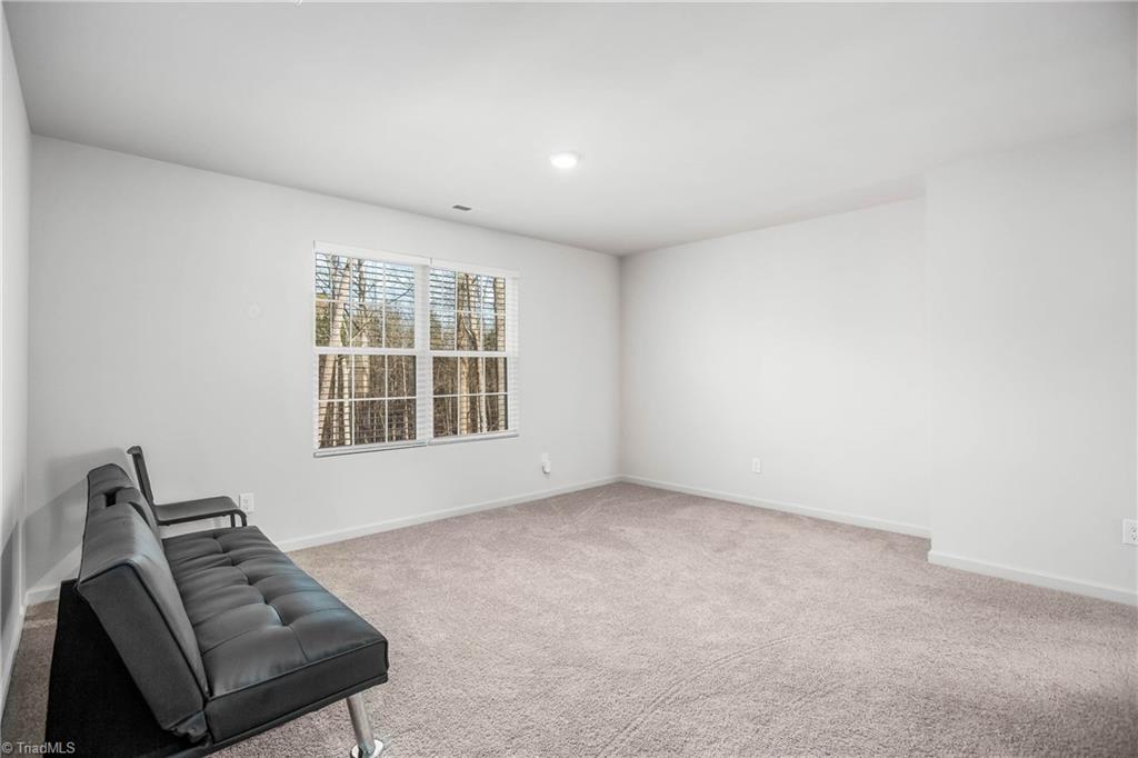 2559 Wallingford Road Property Photo 18