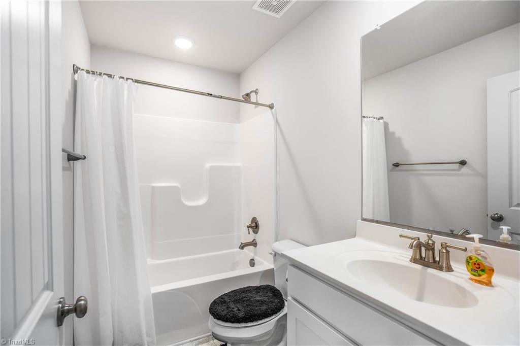 2559 Wallingford Road Property Photo 21