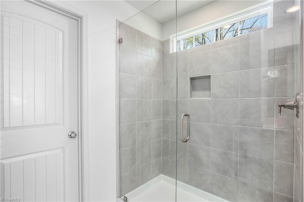 2559 Wallingford Road Property Photo 29