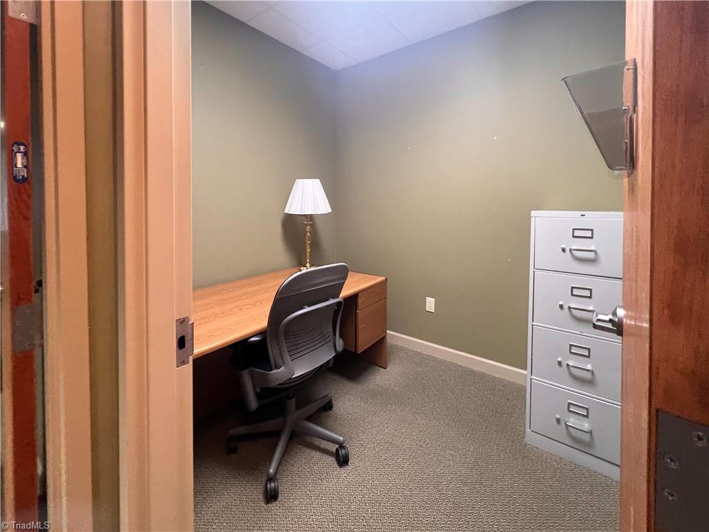 5709 W Gate City Boulevard Property Photo 5
