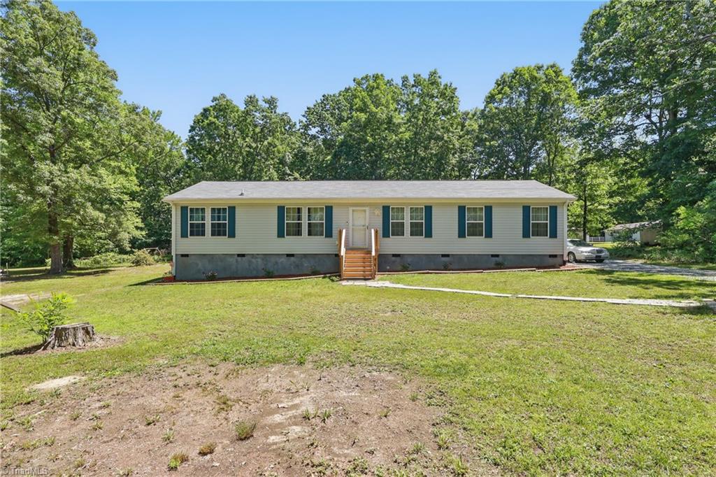 610 Apple Street Property Photo