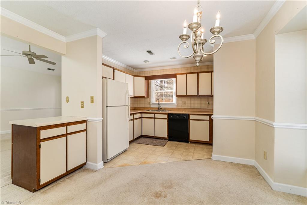 5151 Autumncrest Drive Property Photo 8