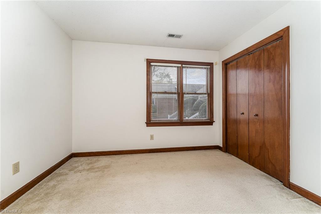 5151 Autumncrest Drive Property Photo 12