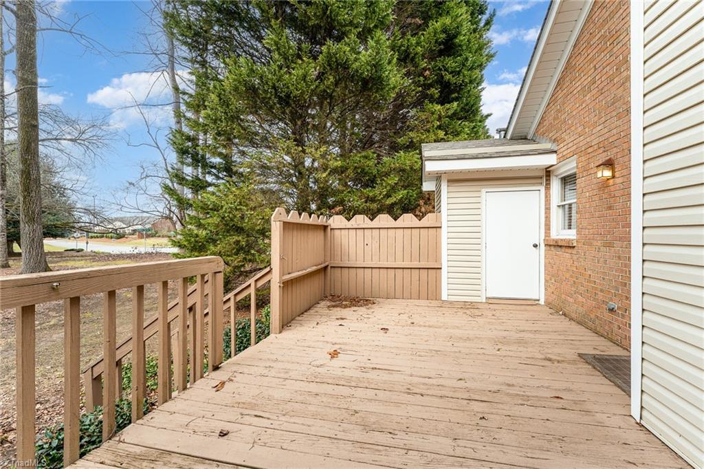 5151 Autumncrest Drive Property Photo 16