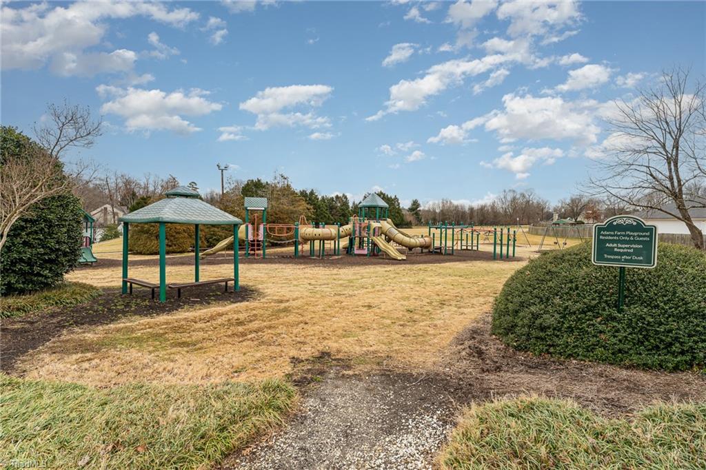 5151 Autumncrest Drive Property Photo 21