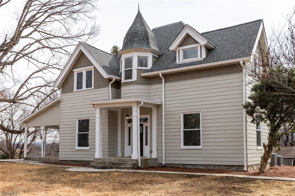 406 Highland Street Property Photo