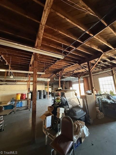 2729 Ossipee Front Street Property Photo 9