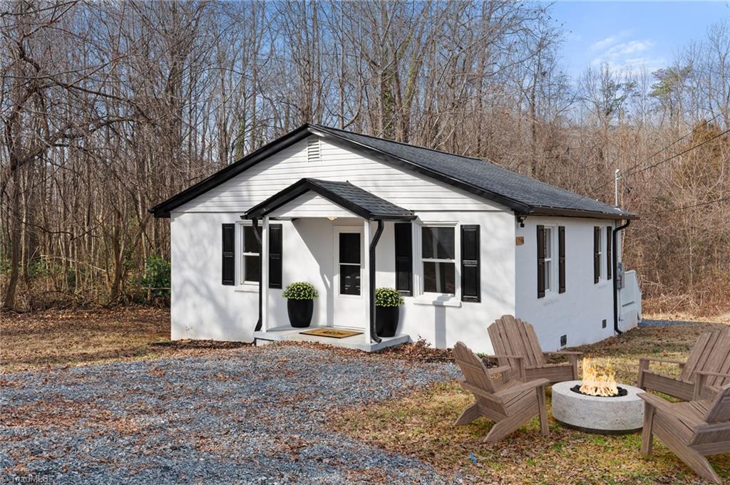 1746 Amos Street Property Photo