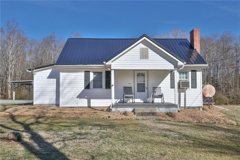 1942 Swan Creek Road Property Photo