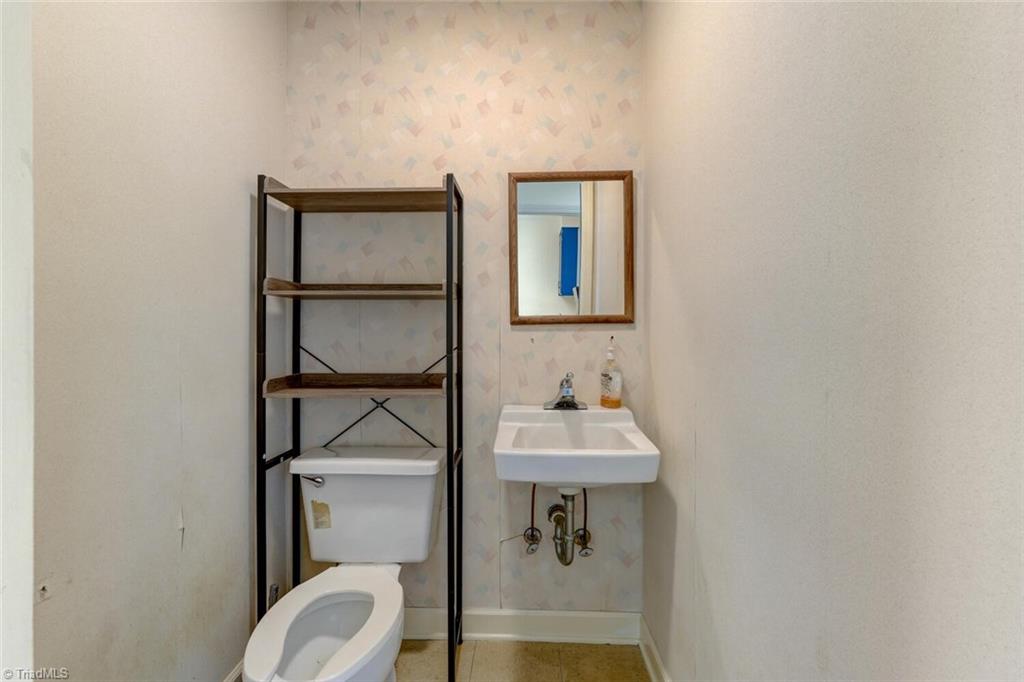 601 Harrison Street Property Photo 18