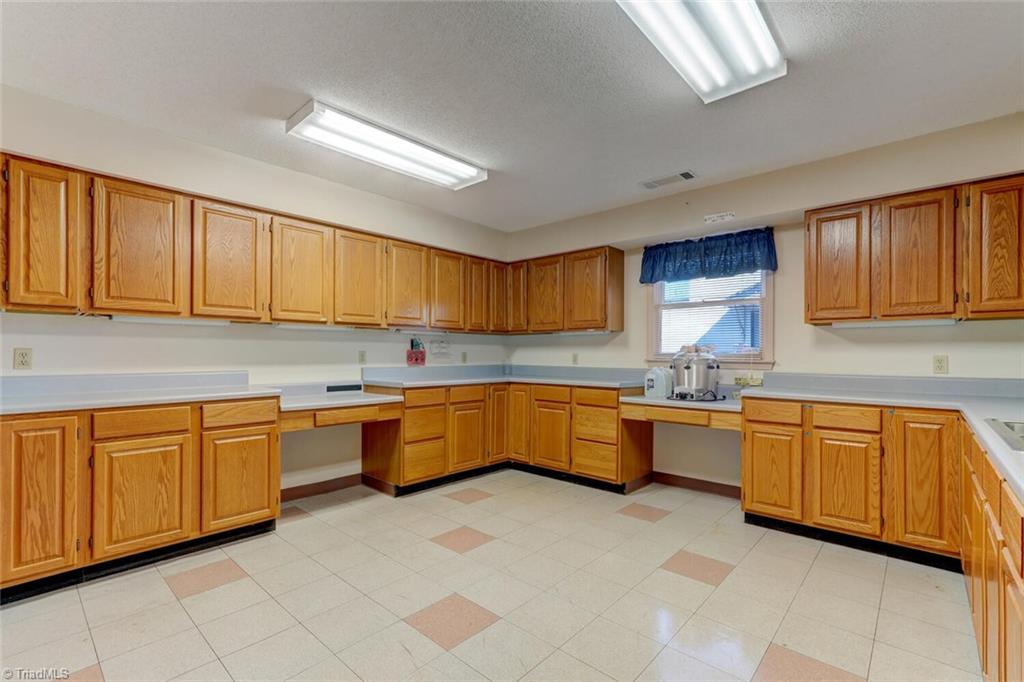 601 Harrison Street Property Photo 23