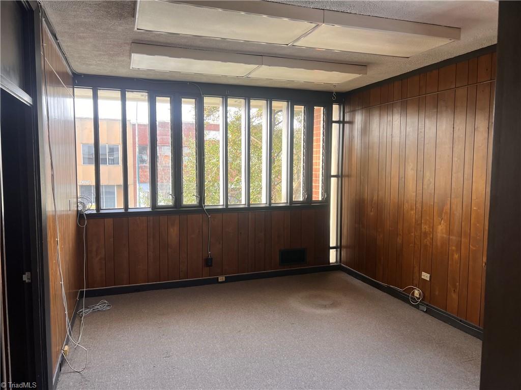 309 N Main Street Property Photo 15