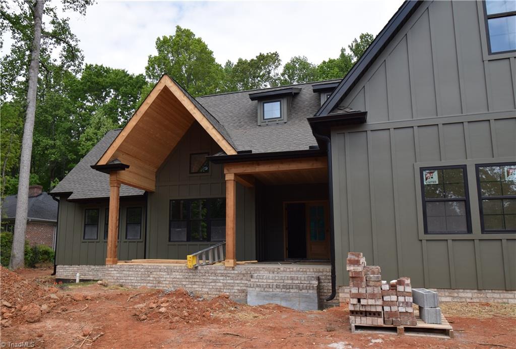 7259 Yadkinville Road Property Photo