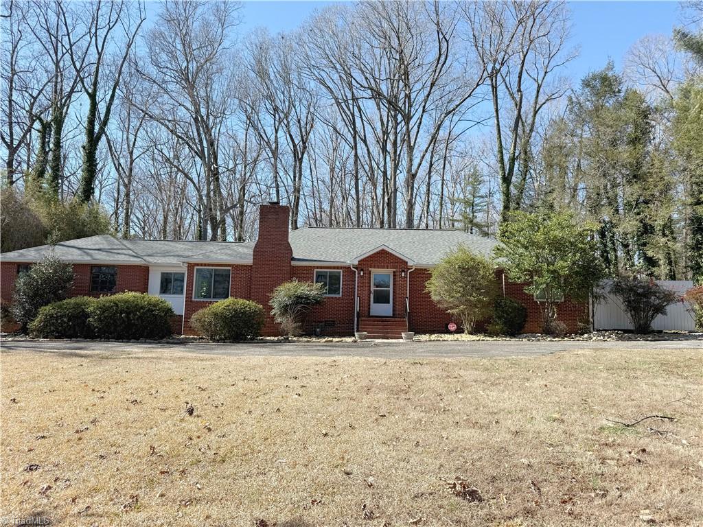 1200 Fairview Drive Property Photo