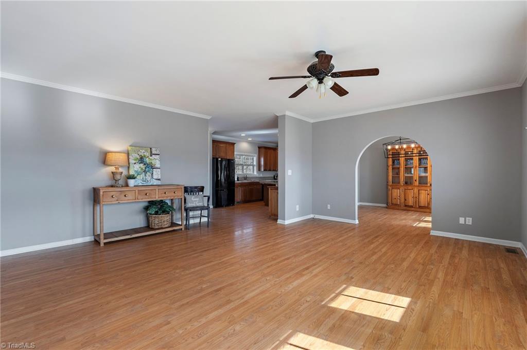 1285 Waitman Road Property Photo 7