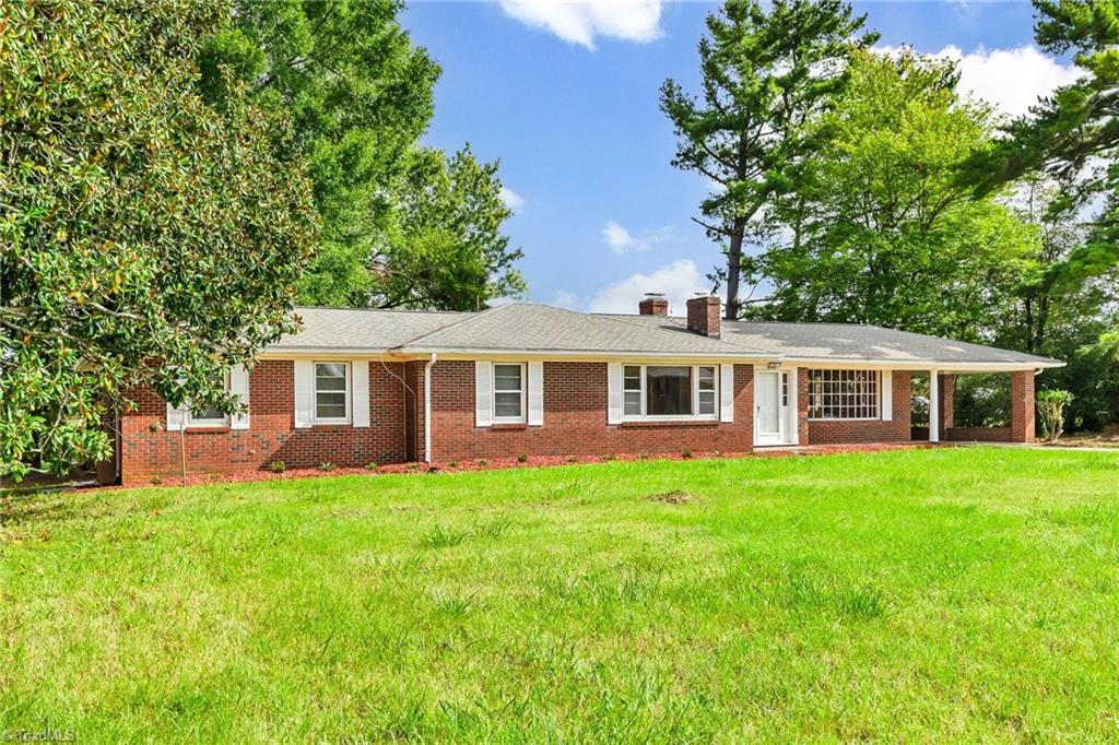 8192 Us Highway 158 W Property Photo