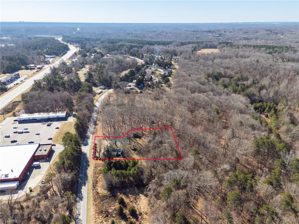 7026 Summerfield Road Property Photo 12