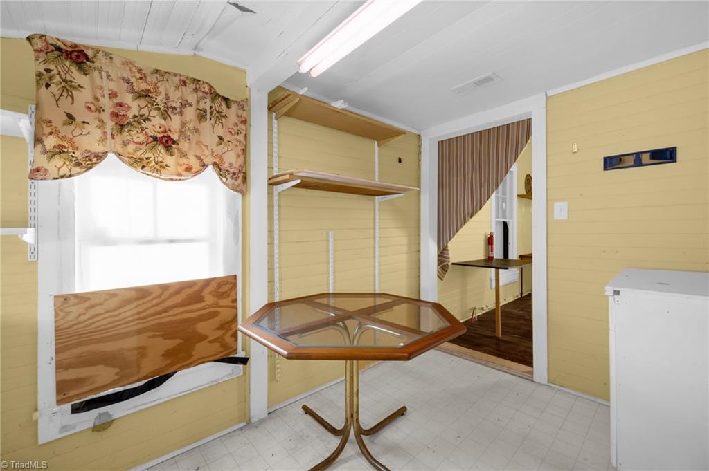 7026 Summerfield Road Property Photo 29