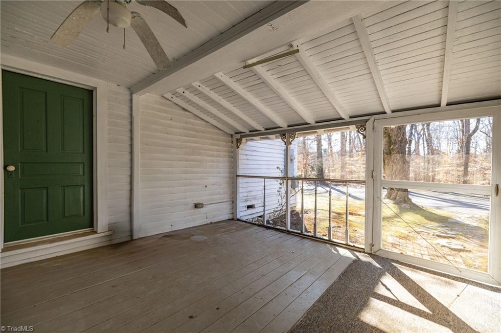 7026 Summerfield Road Property Photo 34