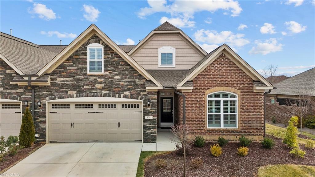 170 Dunvegan Lane Property Photo